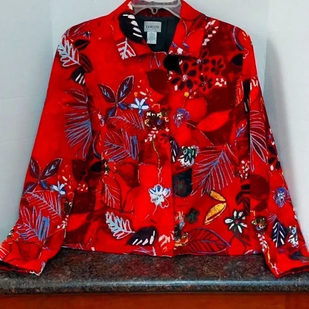 Chico's Trapeze Back Jacket...Size 1....Chico's sizing is different. Please ref